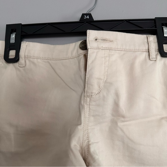 Light Khaki Express Shorts - Picture 2 of 5